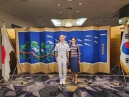 ผู้ช่วยทูตฝ่ายทหารเรือ ประจำสถานเอกอัครราชทูต ณ กรุงโตเกียว และภริยา เข้าร่วมงานวันชาติเกาหลีใต้