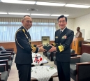 ผู้ช่วยทูตฝ่ายทหารเรือ ประจำสถานเอกอัครราชทูต ณ กรุงโตเกียว เข้าเยี่ยมคำนับผู้บัญชาการโรงเรียนเสนาธิการทหารเรือกองกำลังป้องกันตนเองทางทะเลญี่ปุ่น